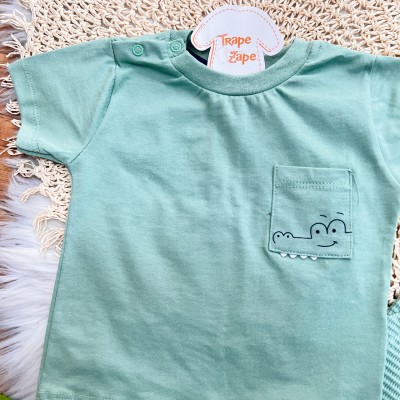 Conj. Camiseta Jacaré no Bolso e Bermuda - Verde